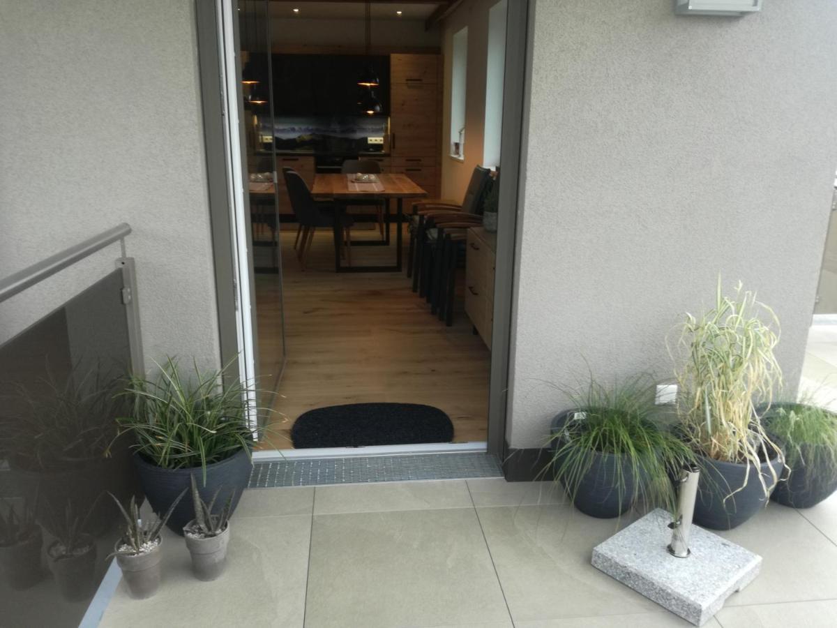 Appartement Ferienwohnung Bergahorn Groebming Grobming Exterior foto